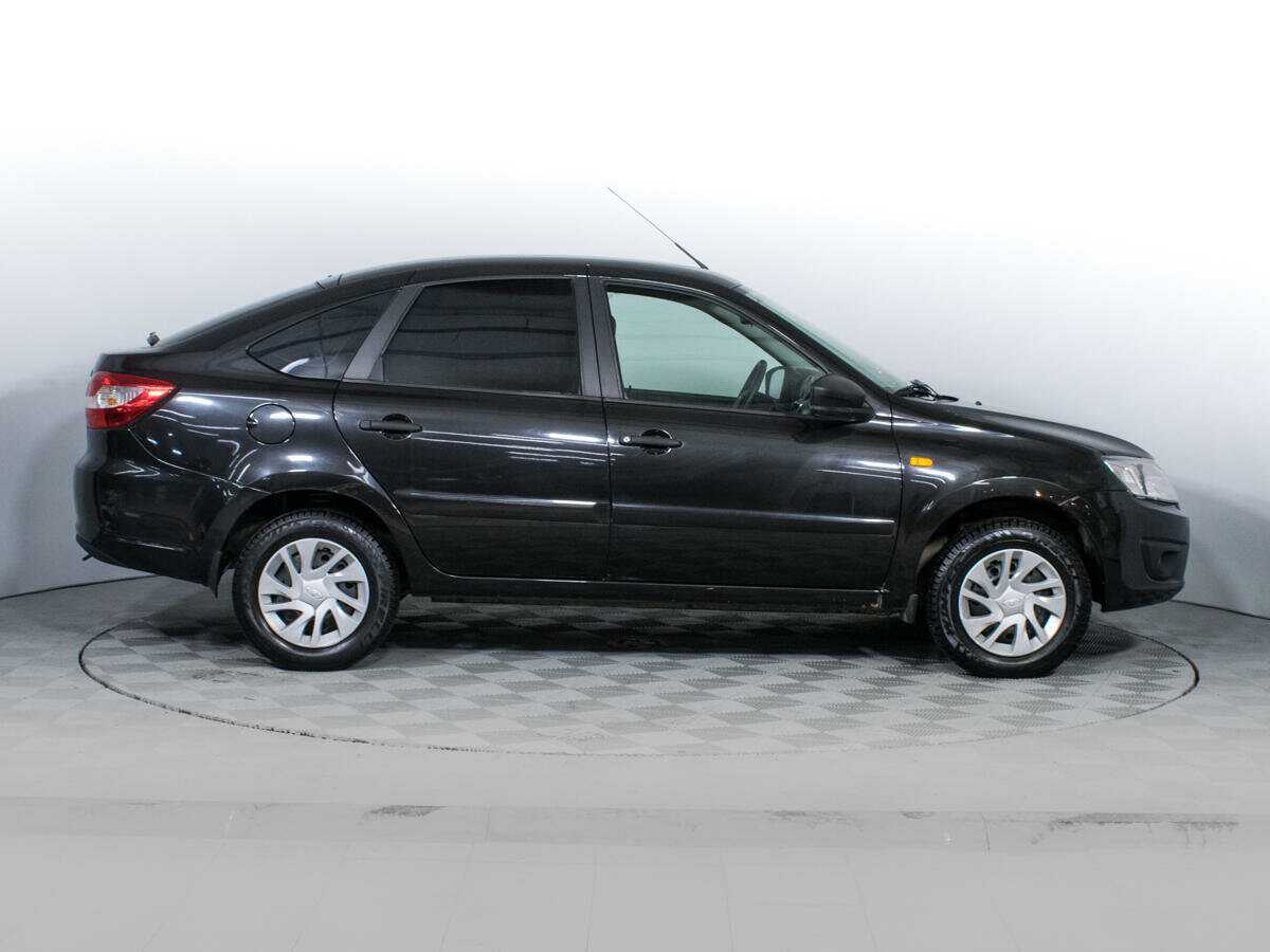 Lada (ВАЗ) Granta, 2015 - фото №4